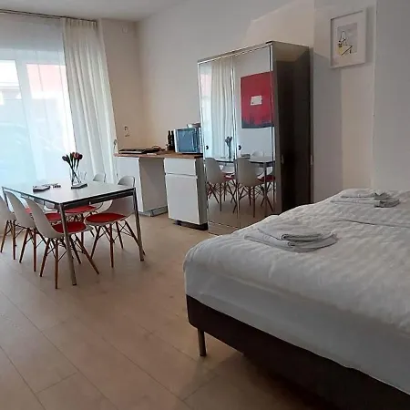 In Koeln-ehrenfeld *